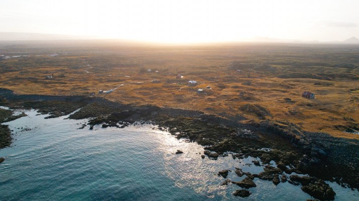 ottarsstadir-dive-site-near-reykjavik-iceland-714x400.jpg