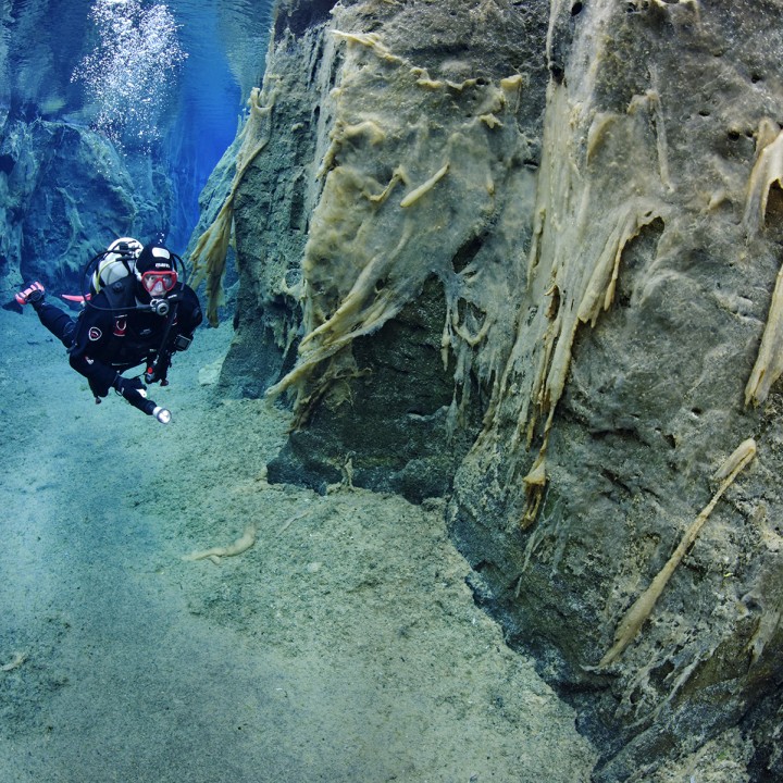 diver_nesgja_iceland-wolfgang-polzer-720x720.jpg