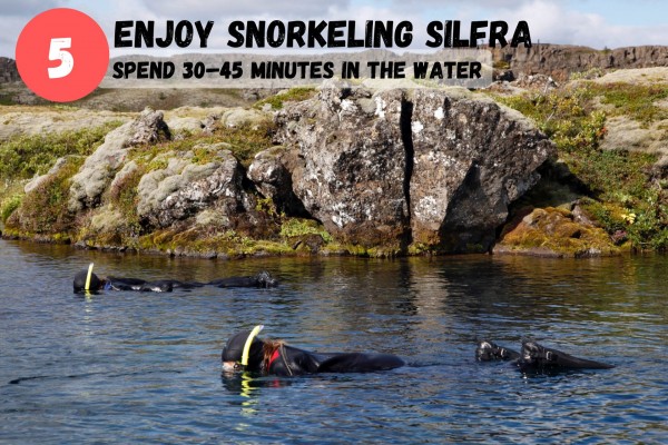 dive.is-snorkeling-silfra-under-the-midnight-sun-between-the-tectonic-plates-enjoy-snorkeling-8-600x400.jpg